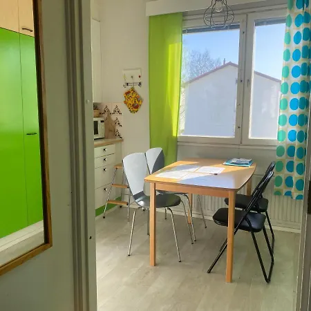 Apartament Vaerikaes Puutalokaksio 1-6 Hloelle, Ilm Parkit