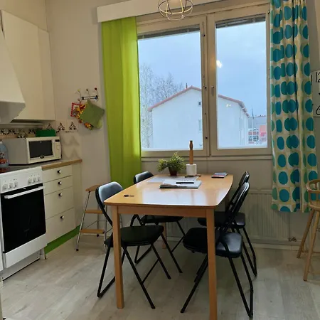 Apartament Vaerikaes Puutalokaksio 1-6 Hloelle, Ilm Parkit